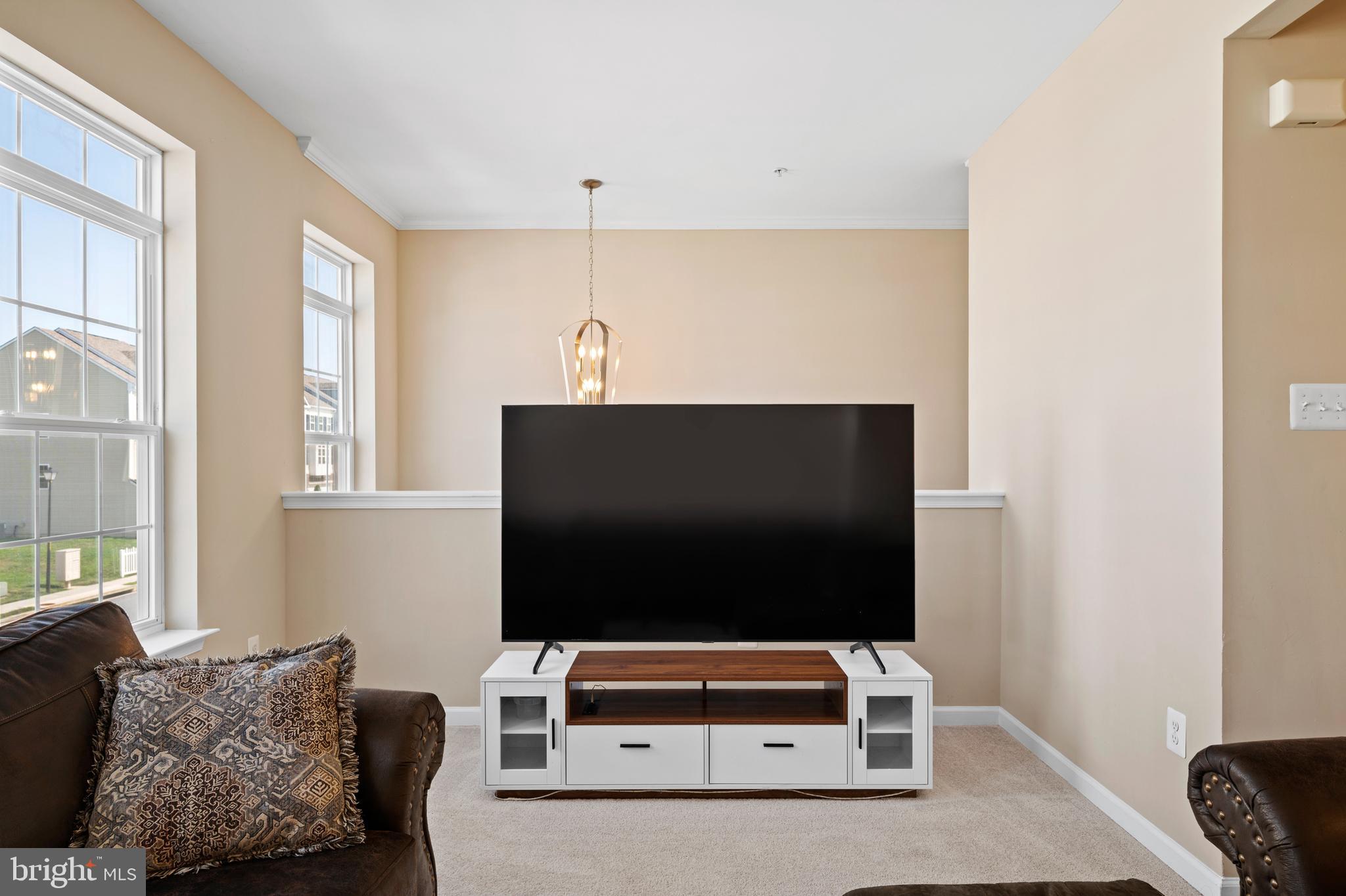 20207 Capital Ln