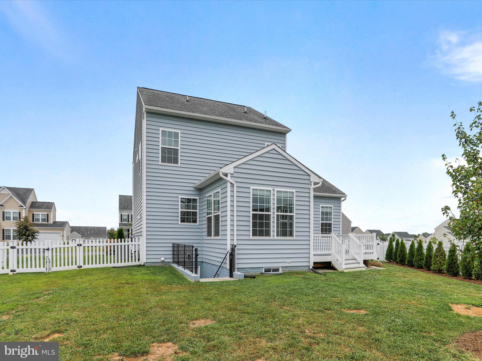 18043 DONEGALL COURT