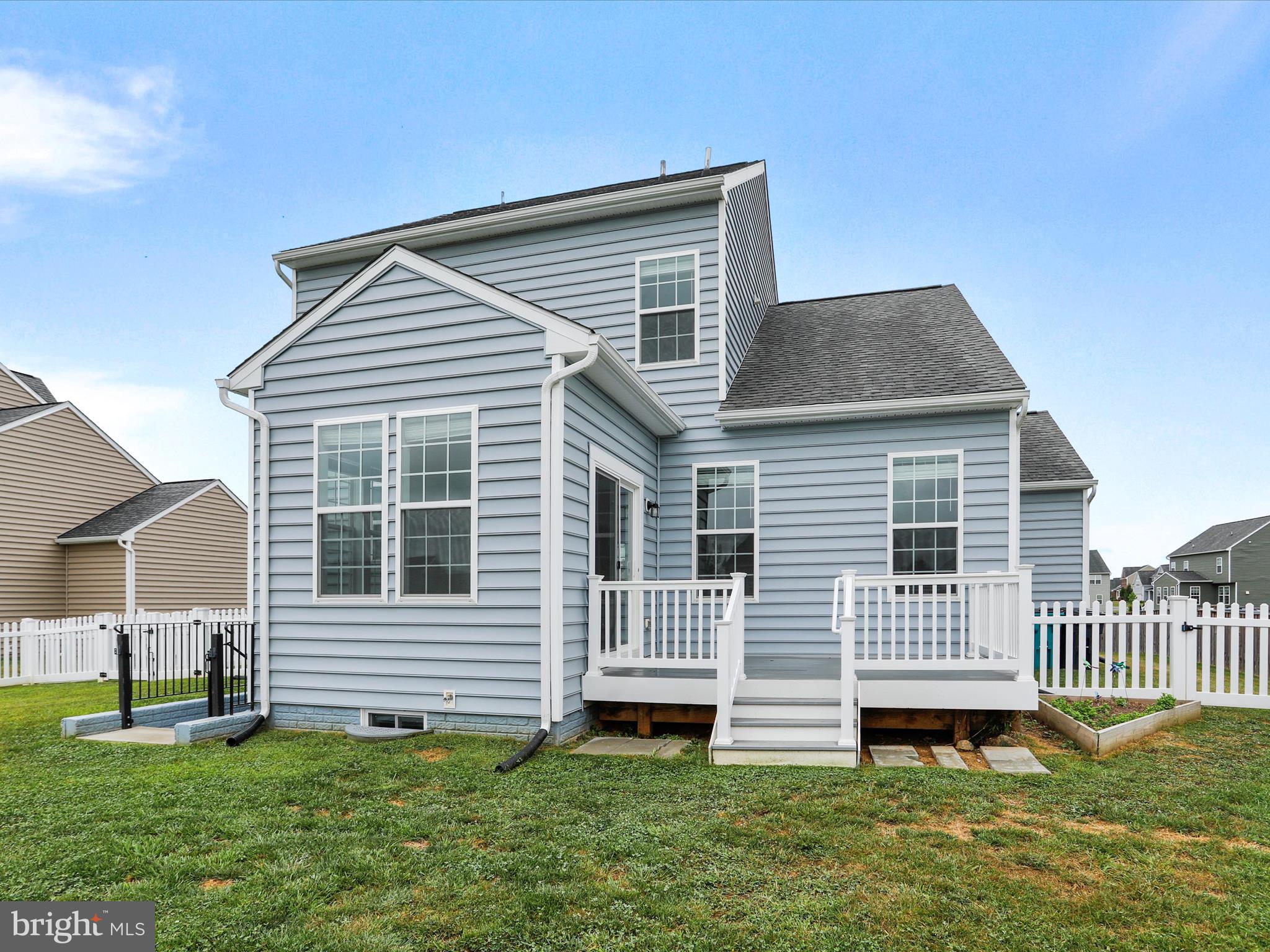 18043 DONEGALL COURT