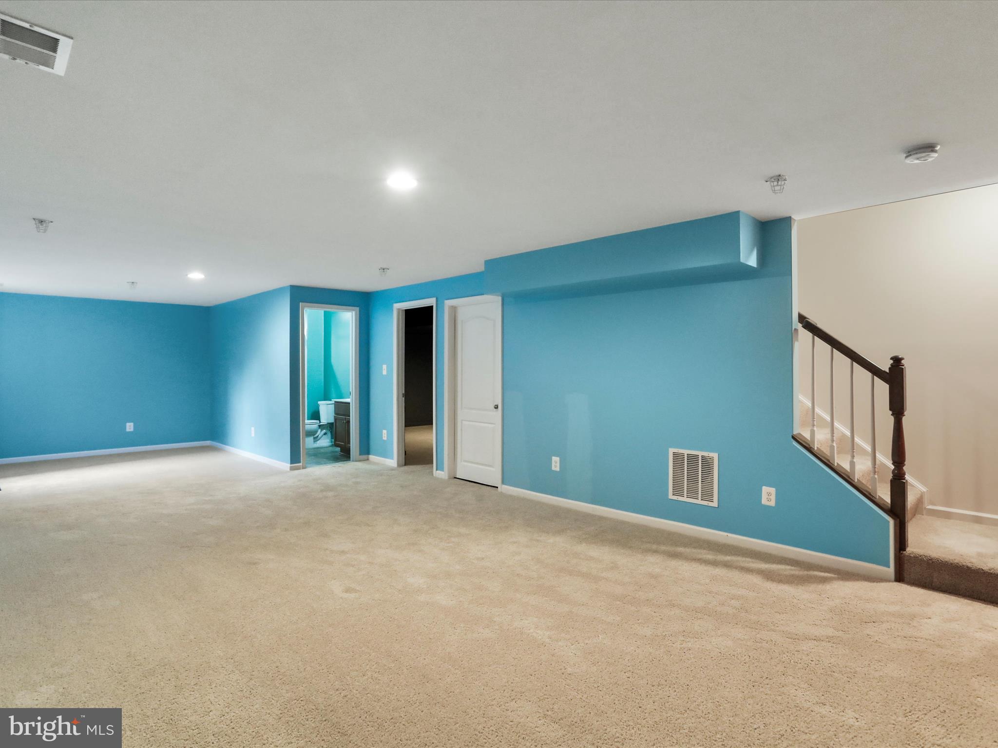 18043 DONEGALL COURT