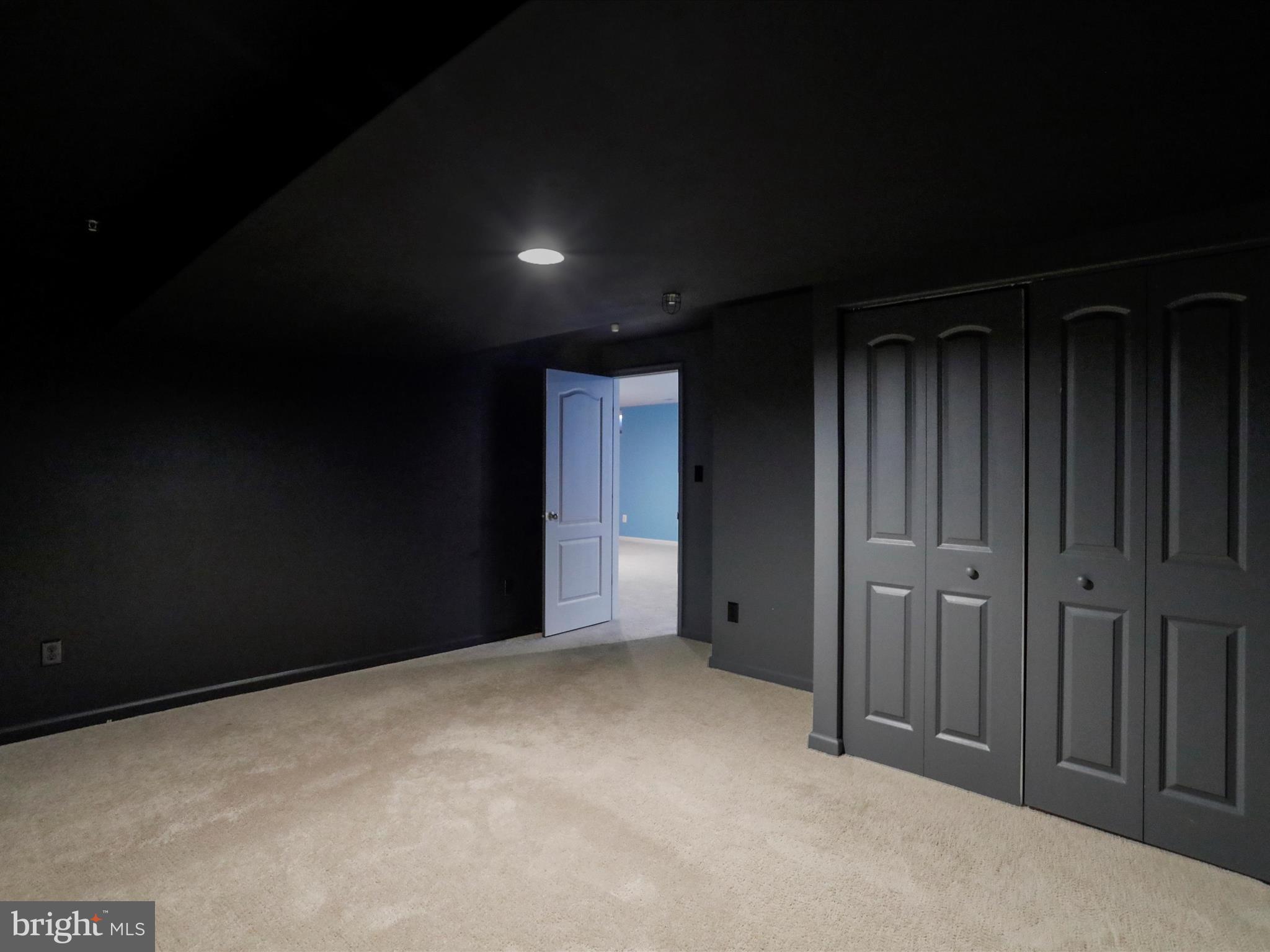 18043 DONEGALL COURT