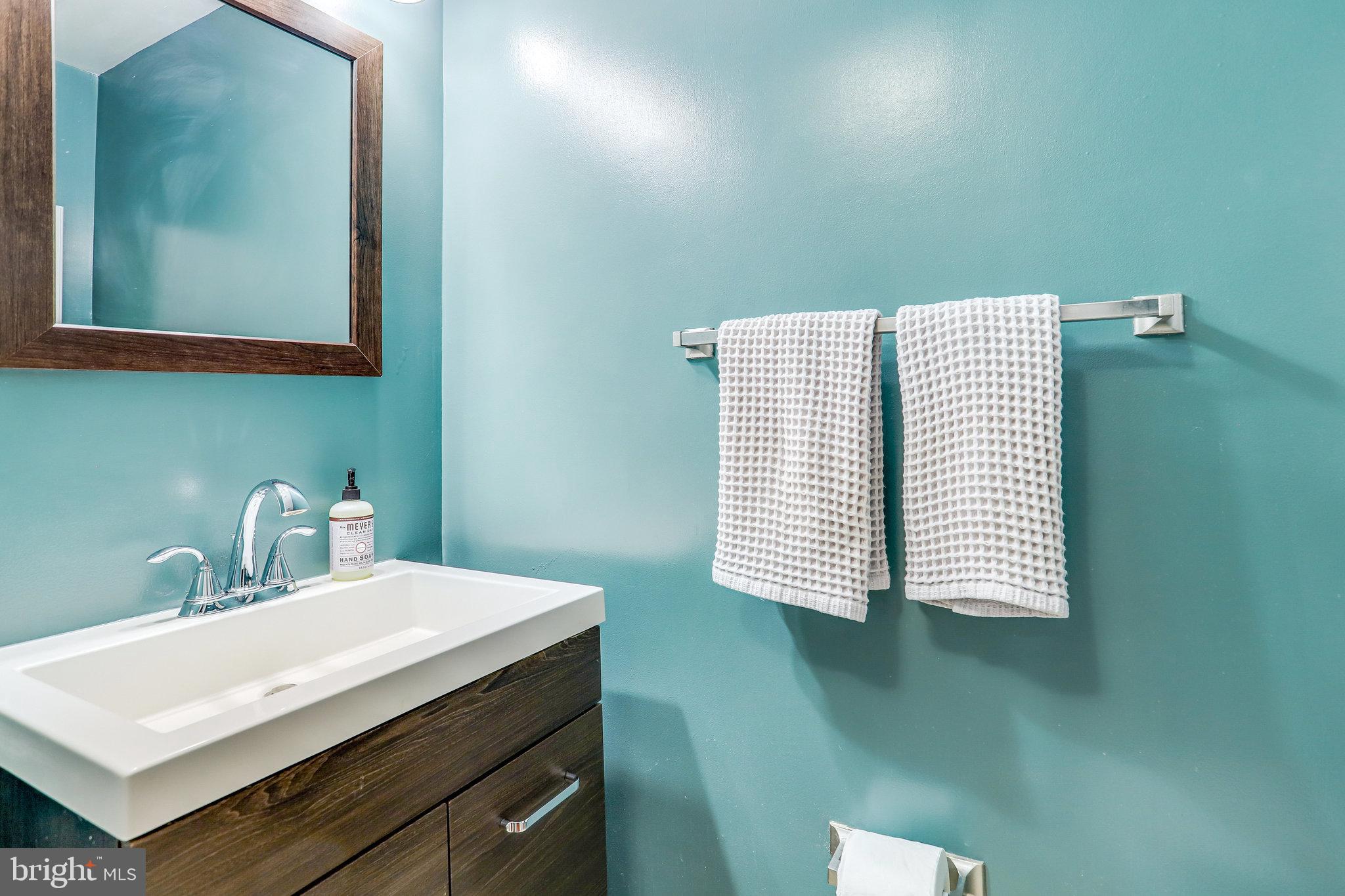 1597 N van Dorn St #A