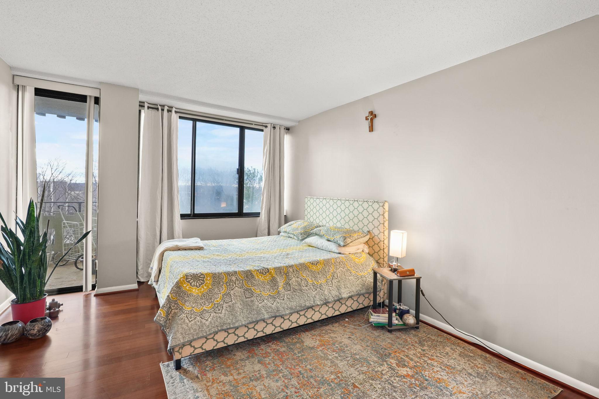 6301 Stevenson Ave #1114