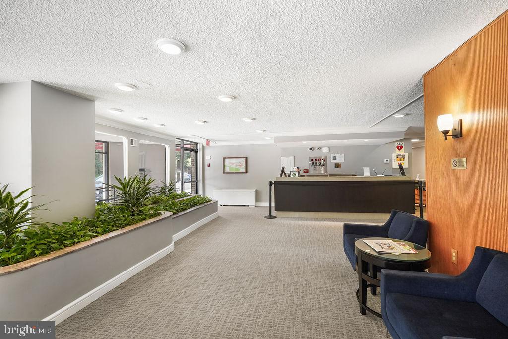 2500 N VAN DORN STREET 517