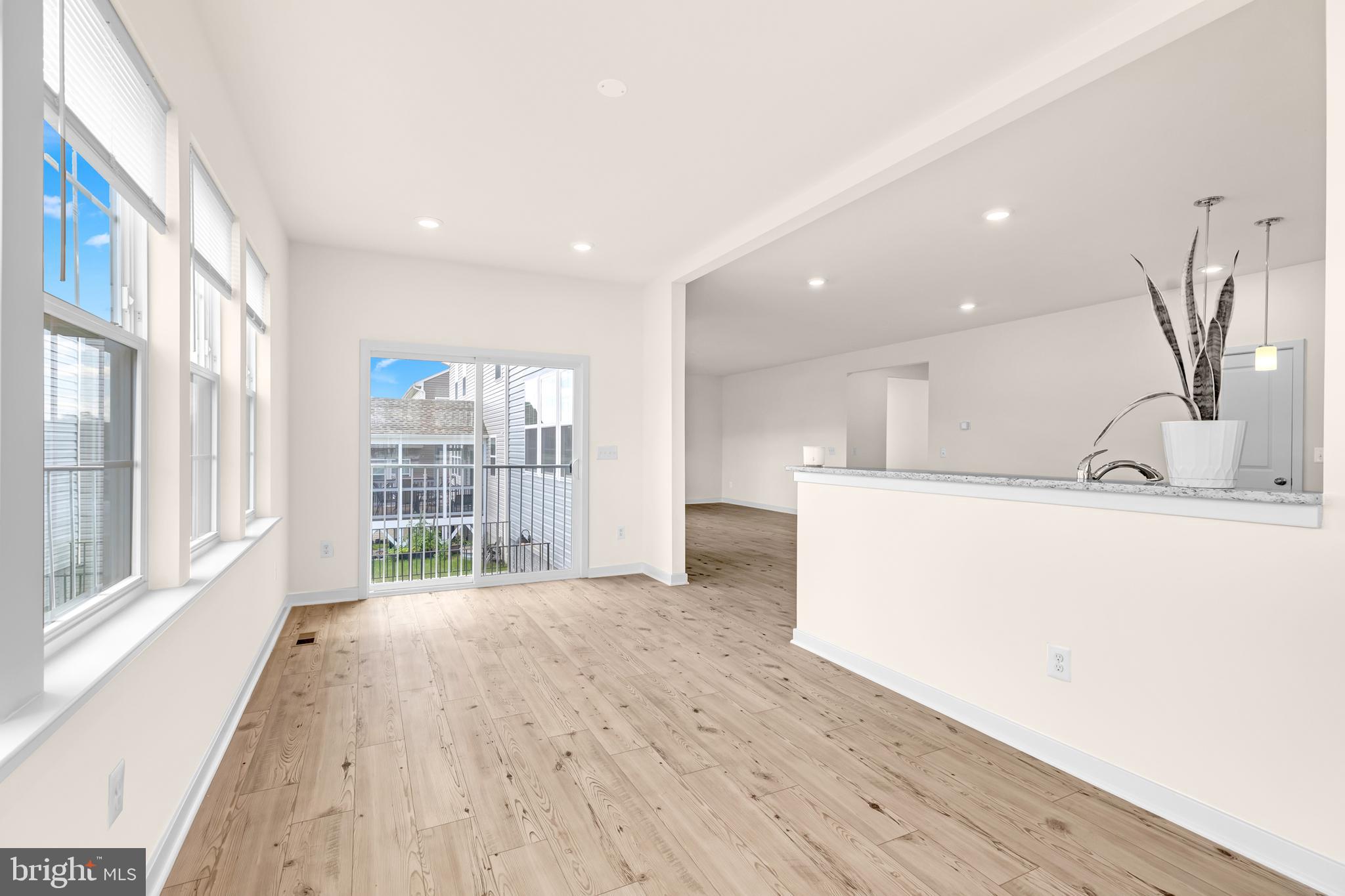 2053 Whithorn Hill