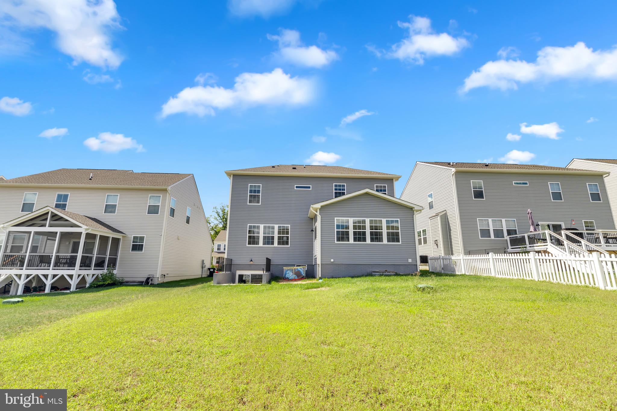 2053 Whithorn Hill