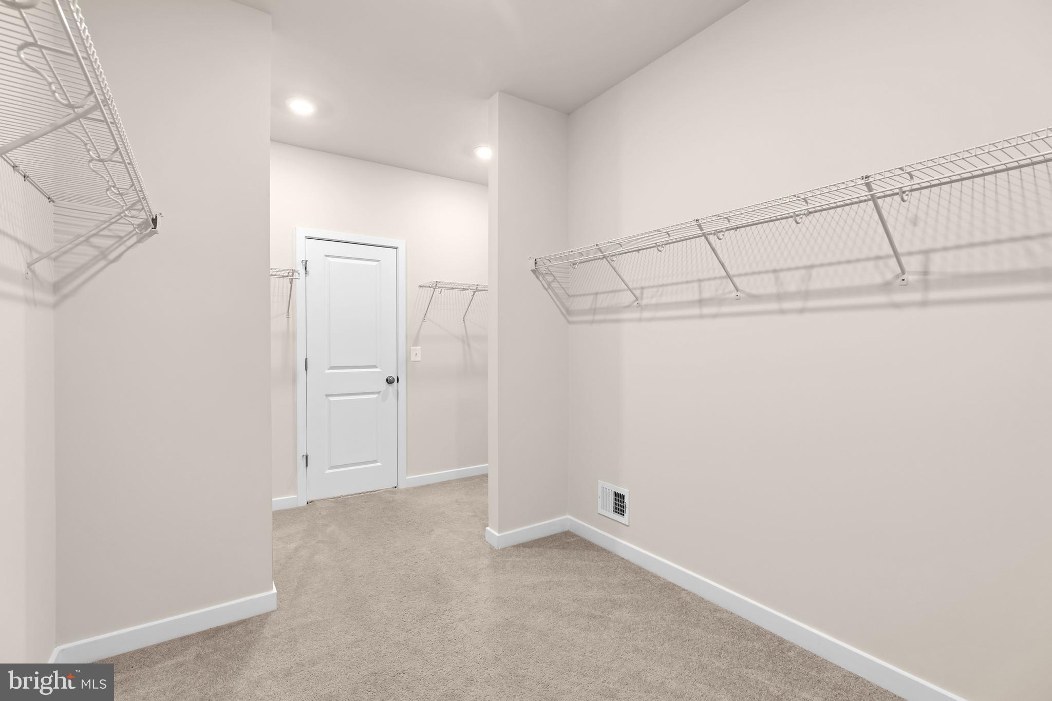 2053 Whithorn Hill