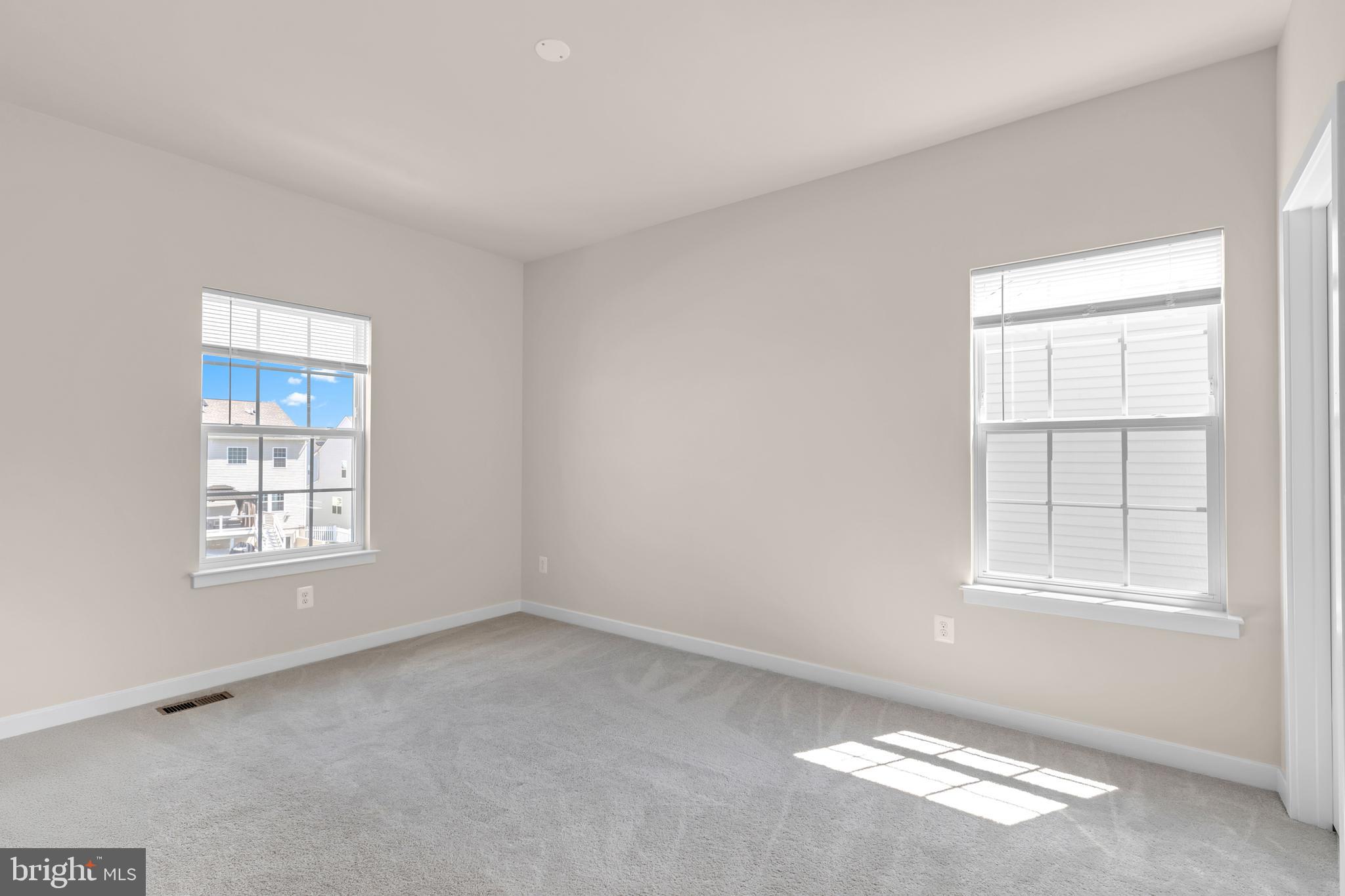 2053 Whithorn Hill