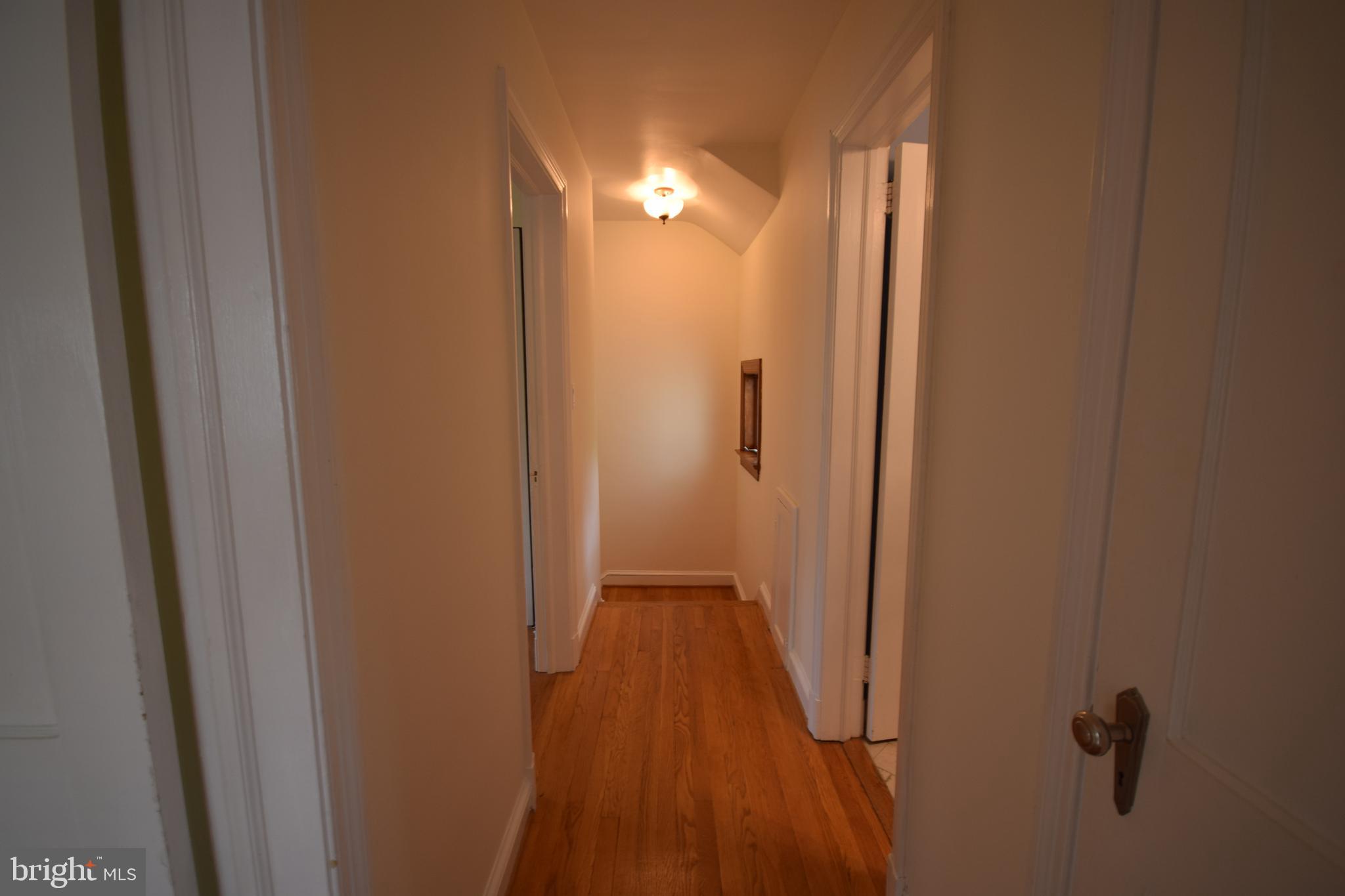 116 W Cameron Rd