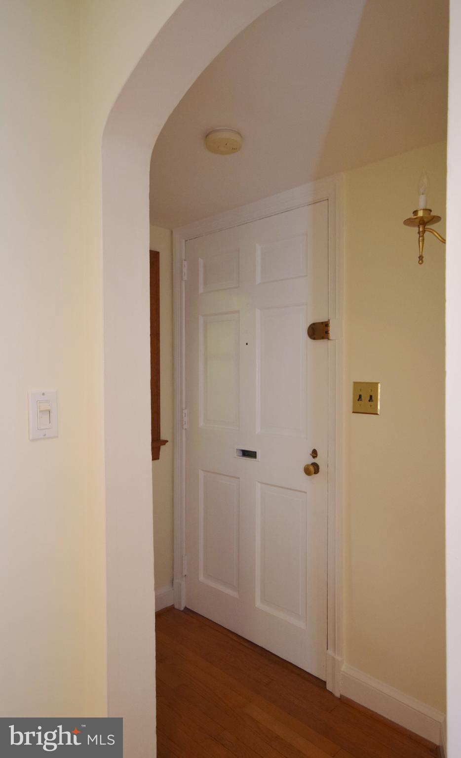 116 W Cameron Rd