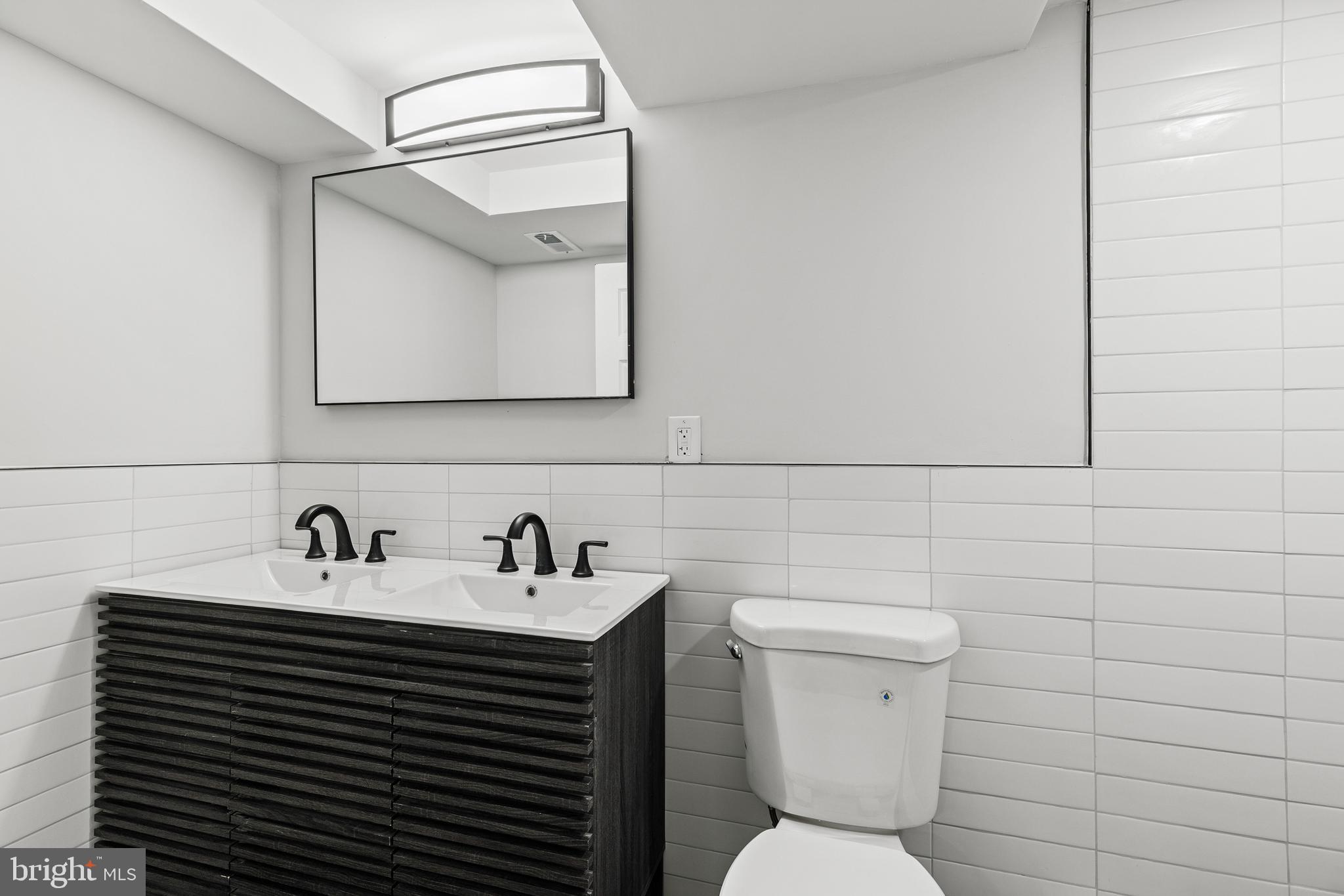 804 RANDOLPH ST #BASEMENT