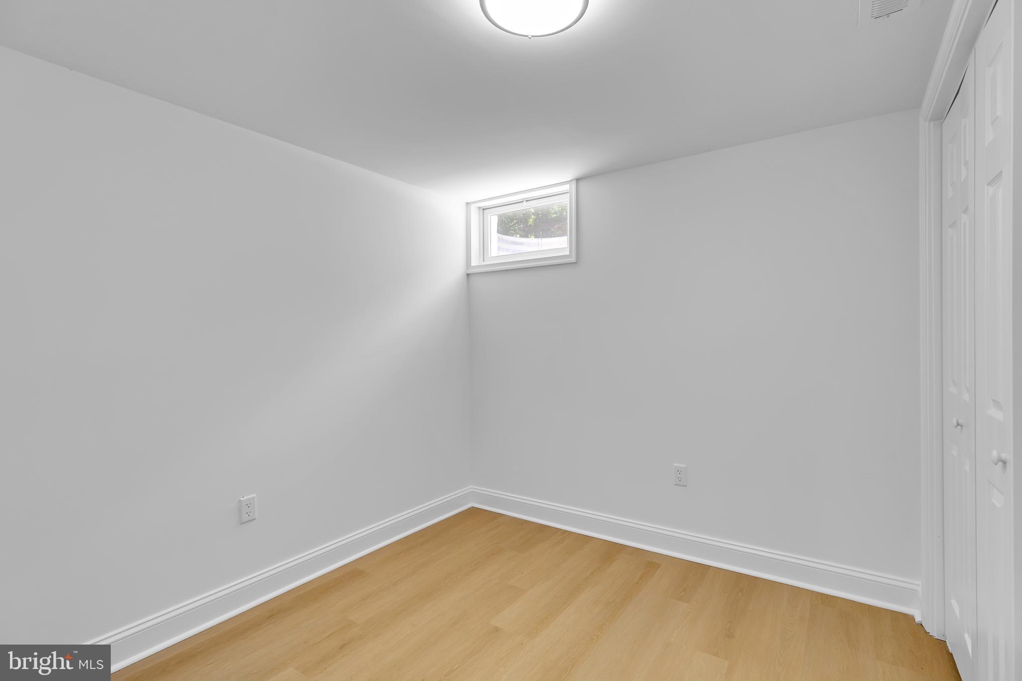 3805 CAROLYN AVENUE
