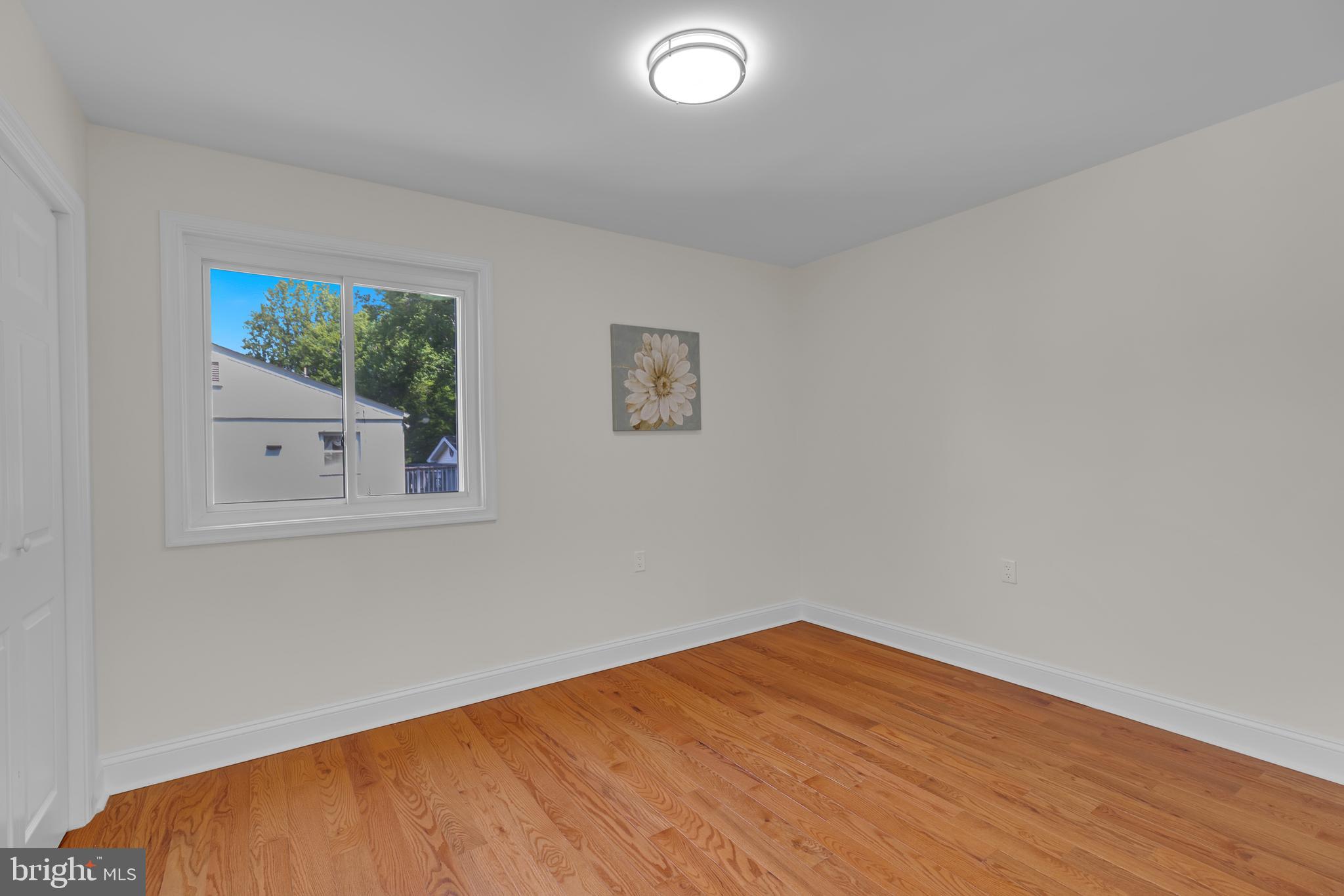 3805 CAROLYN AVENUE