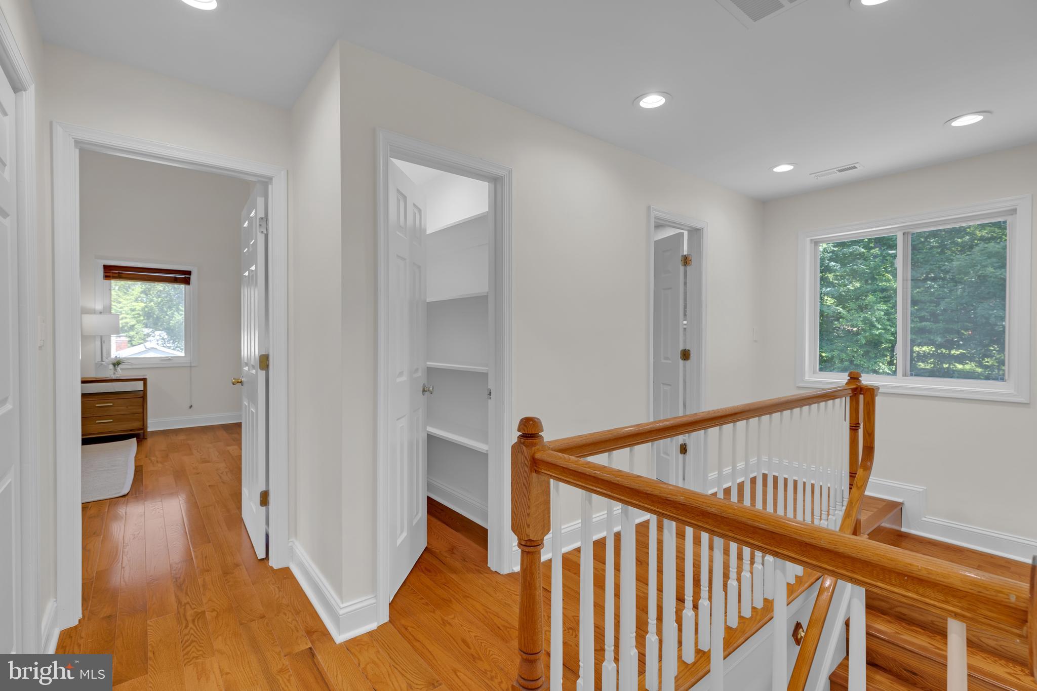 3805 CAROLYN AVENUE