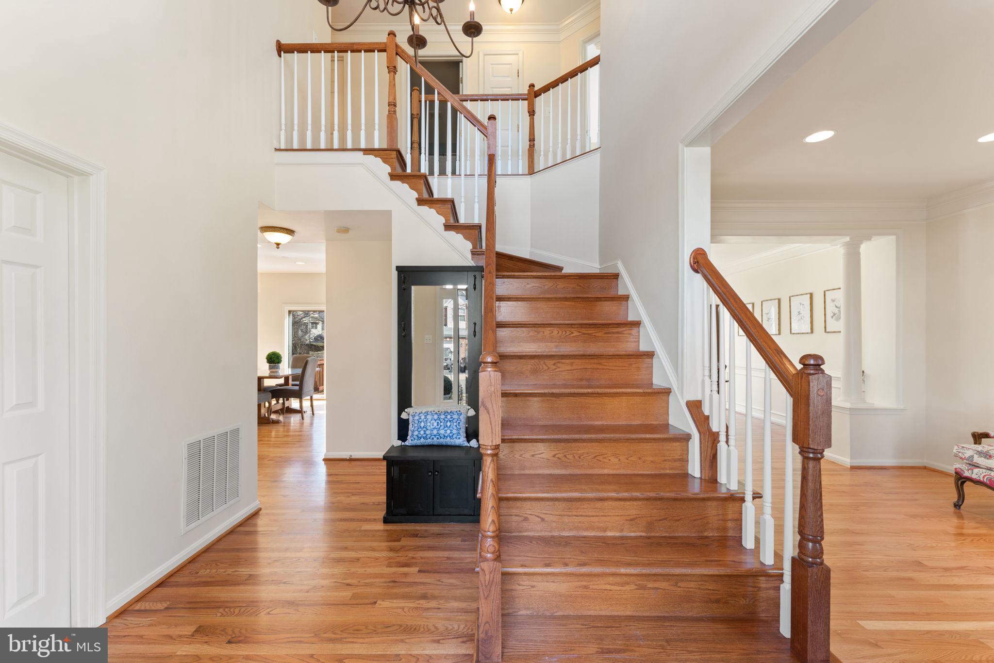 257 Hidden Creek Ln