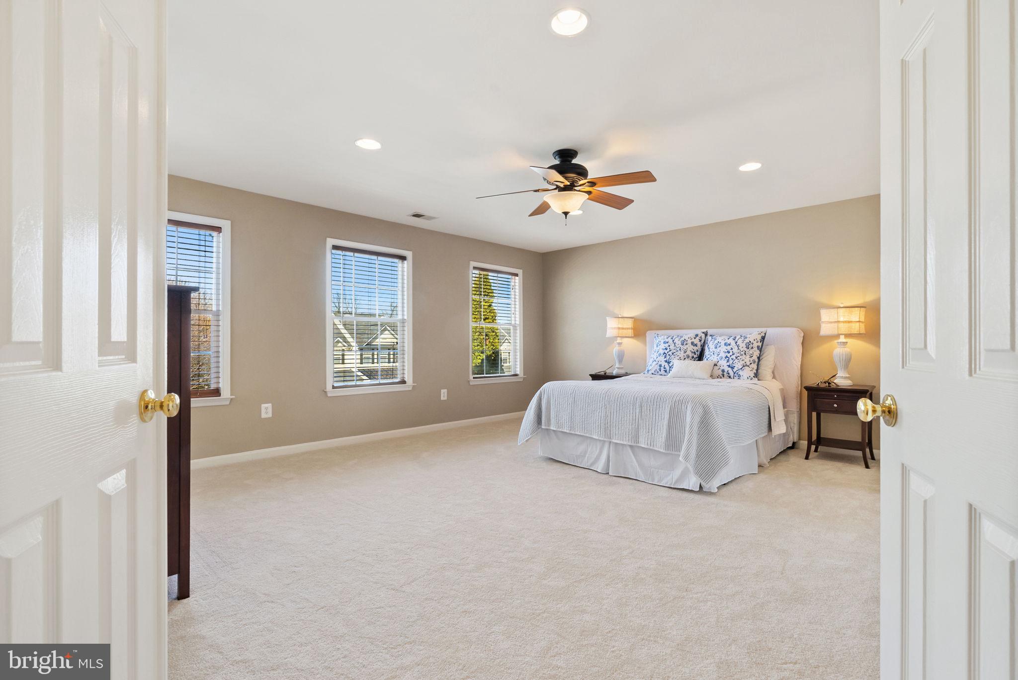 257 Hidden Creek Ln