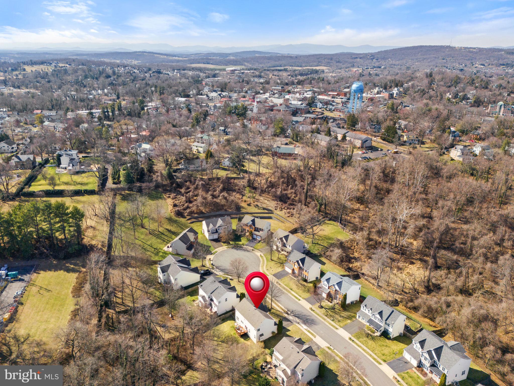 257 Hidden Creek Ln