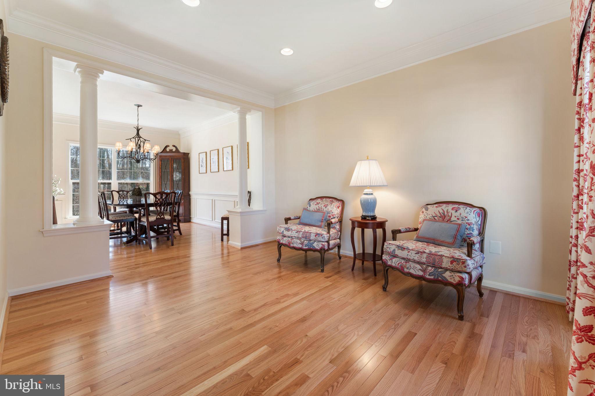 257 Hidden Creek Ln