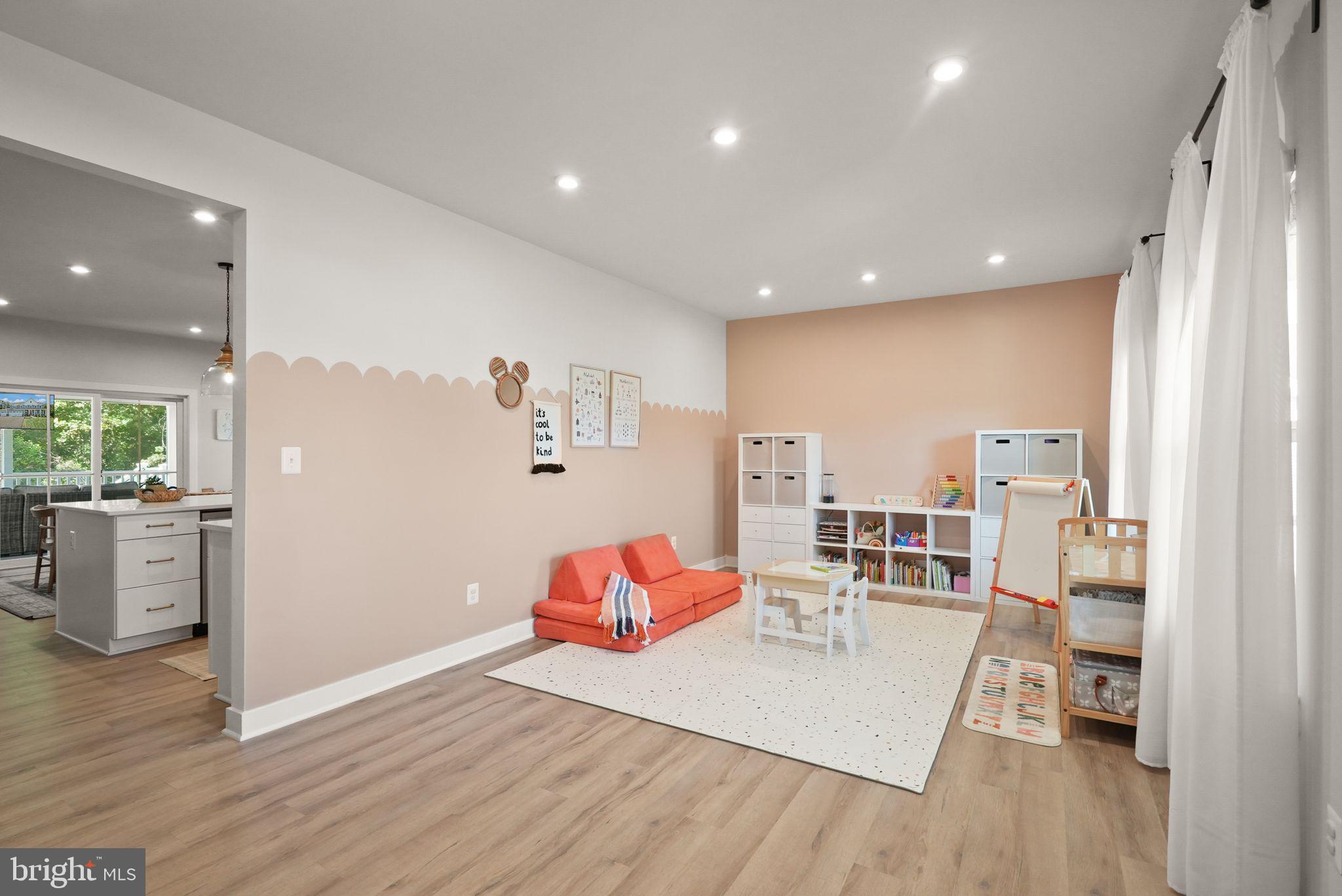 6529 BOB WHITE DRIVE