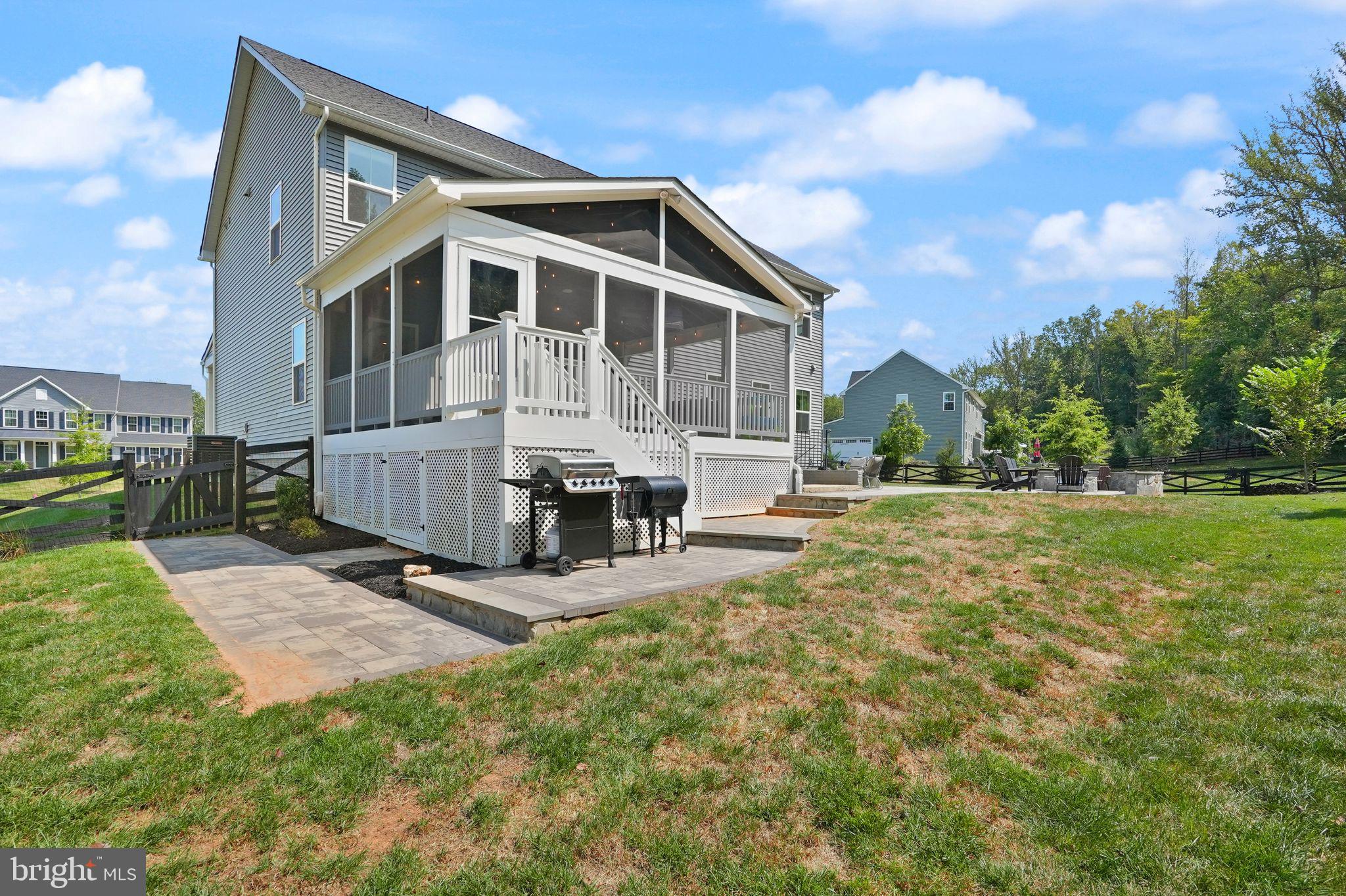 6529 BOB WHITE DRIVE