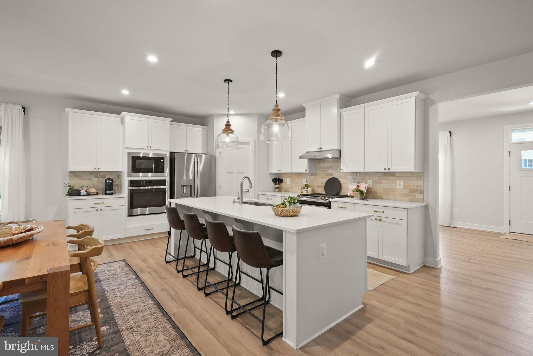 6529 BOB WHITE DRIVE