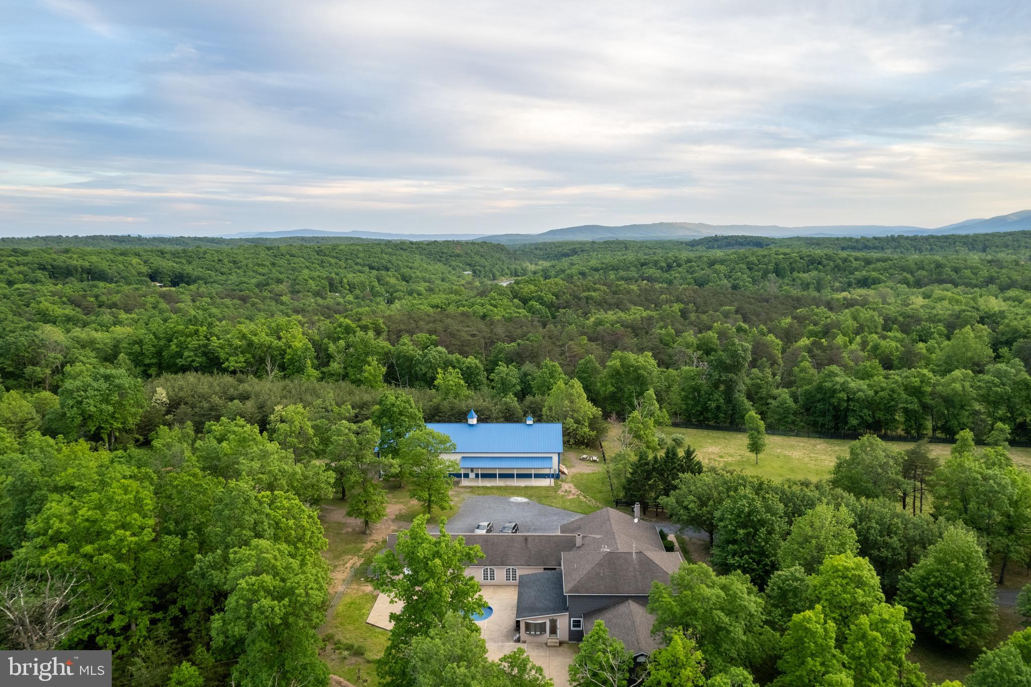 3545 BACK MOUNTAIN RD