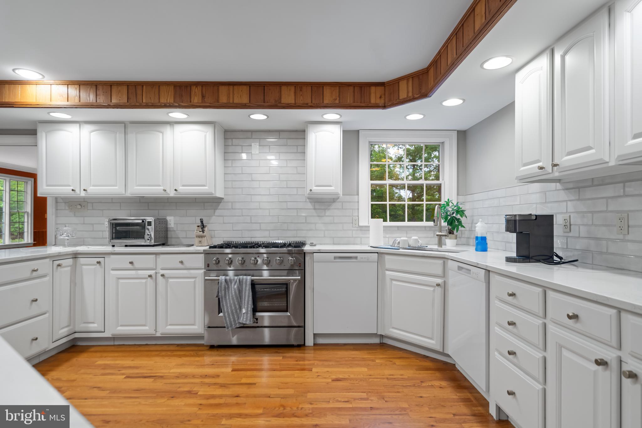 3545 BACK MOUNTAIN RD