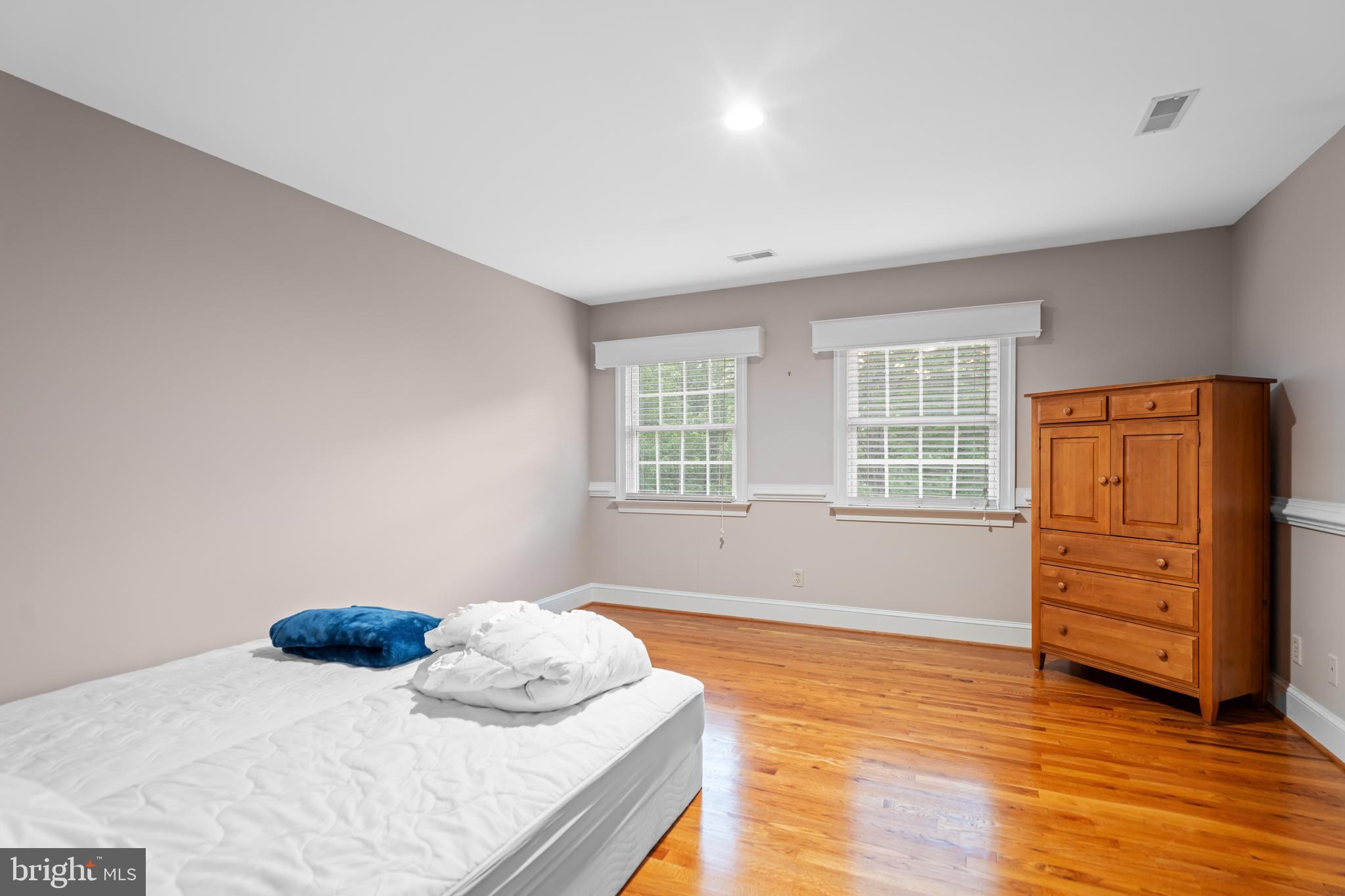 3545 BACK MOUNTAIN RD