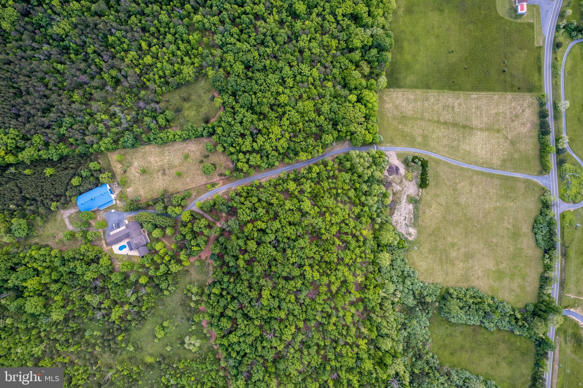 3545 BACK MOUNTAIN RD