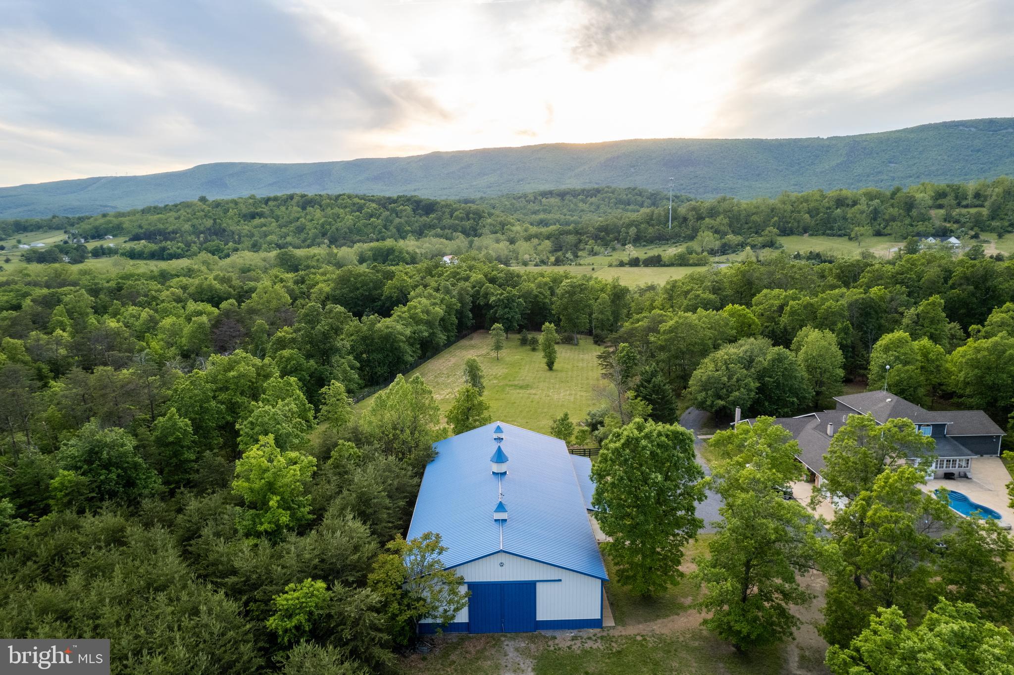 3545 BACK MOUNTAIN RD