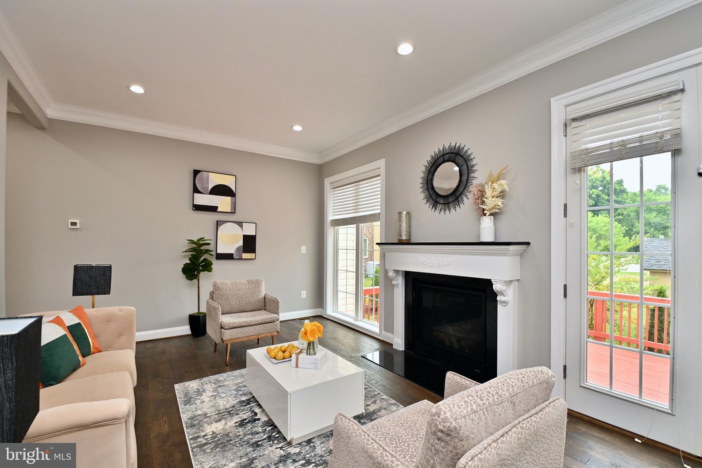6556 Edsall Rd