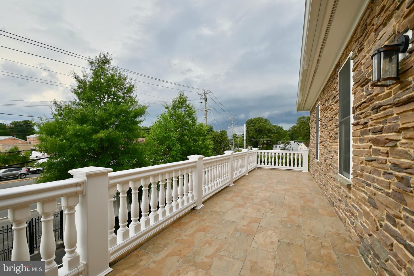 6556 Edsall Rd