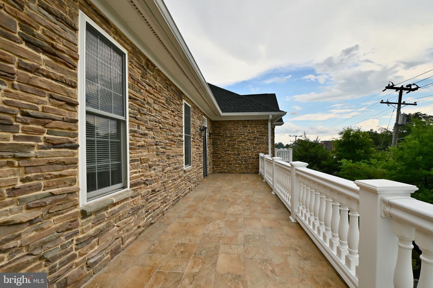 6556 Edsall Rd