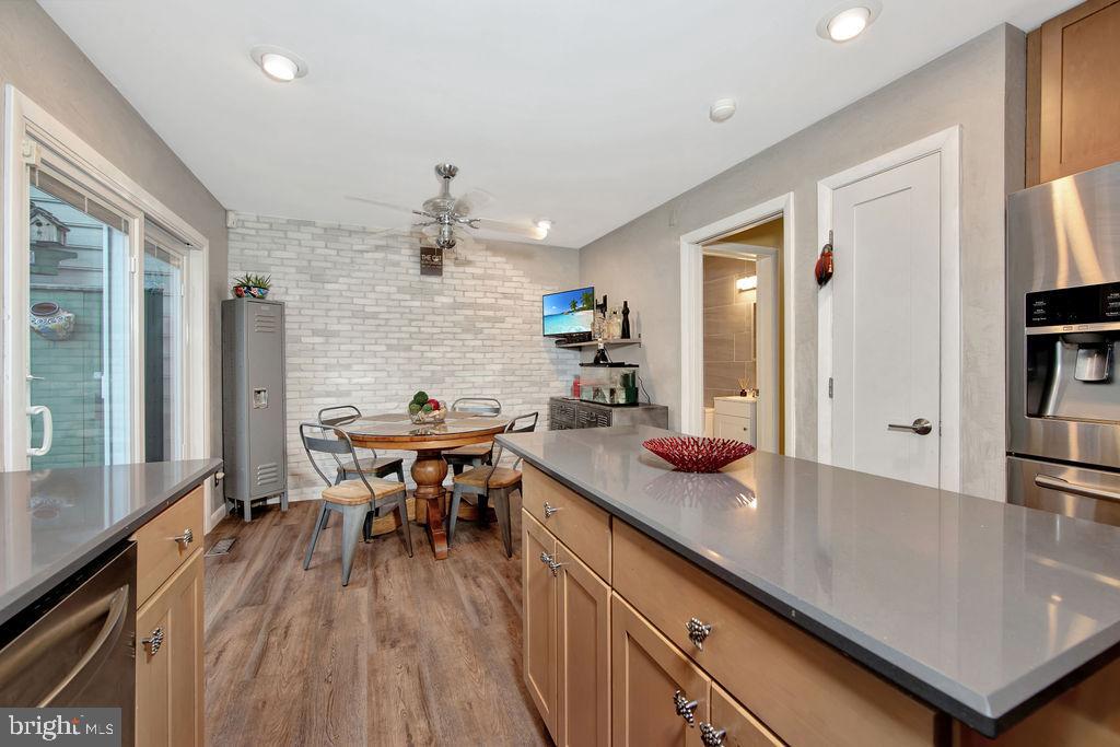 1113 Cypress Tree Pl