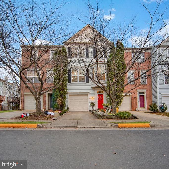 1113 Cypress Tree Pl