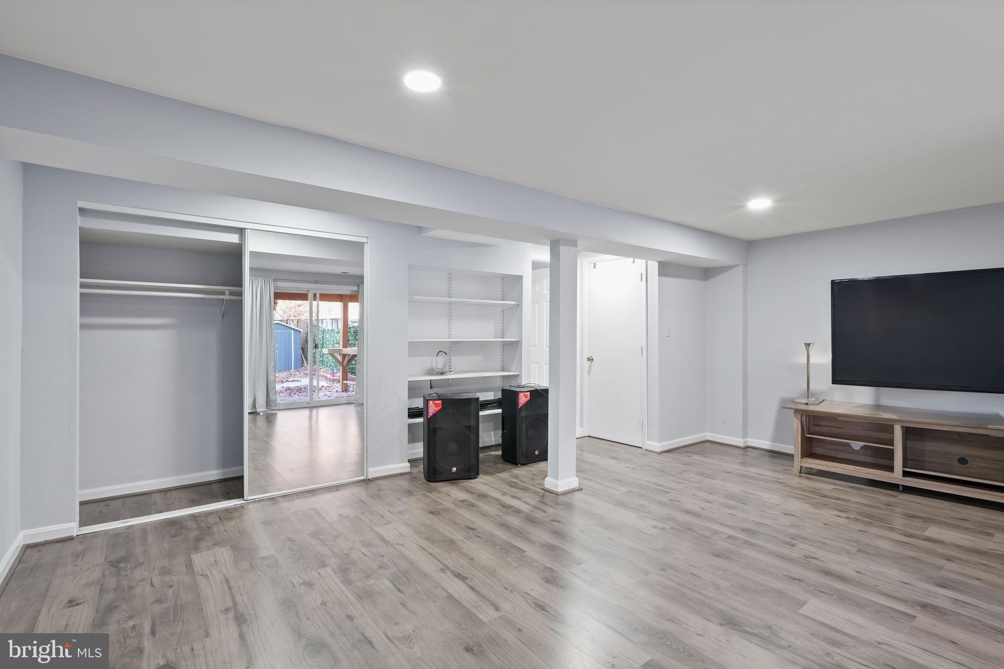 6446 SHANNON STATION CT