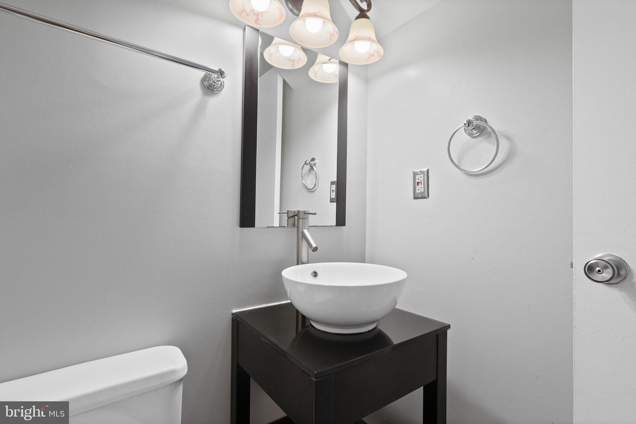 6446 SHANNON STATION CT