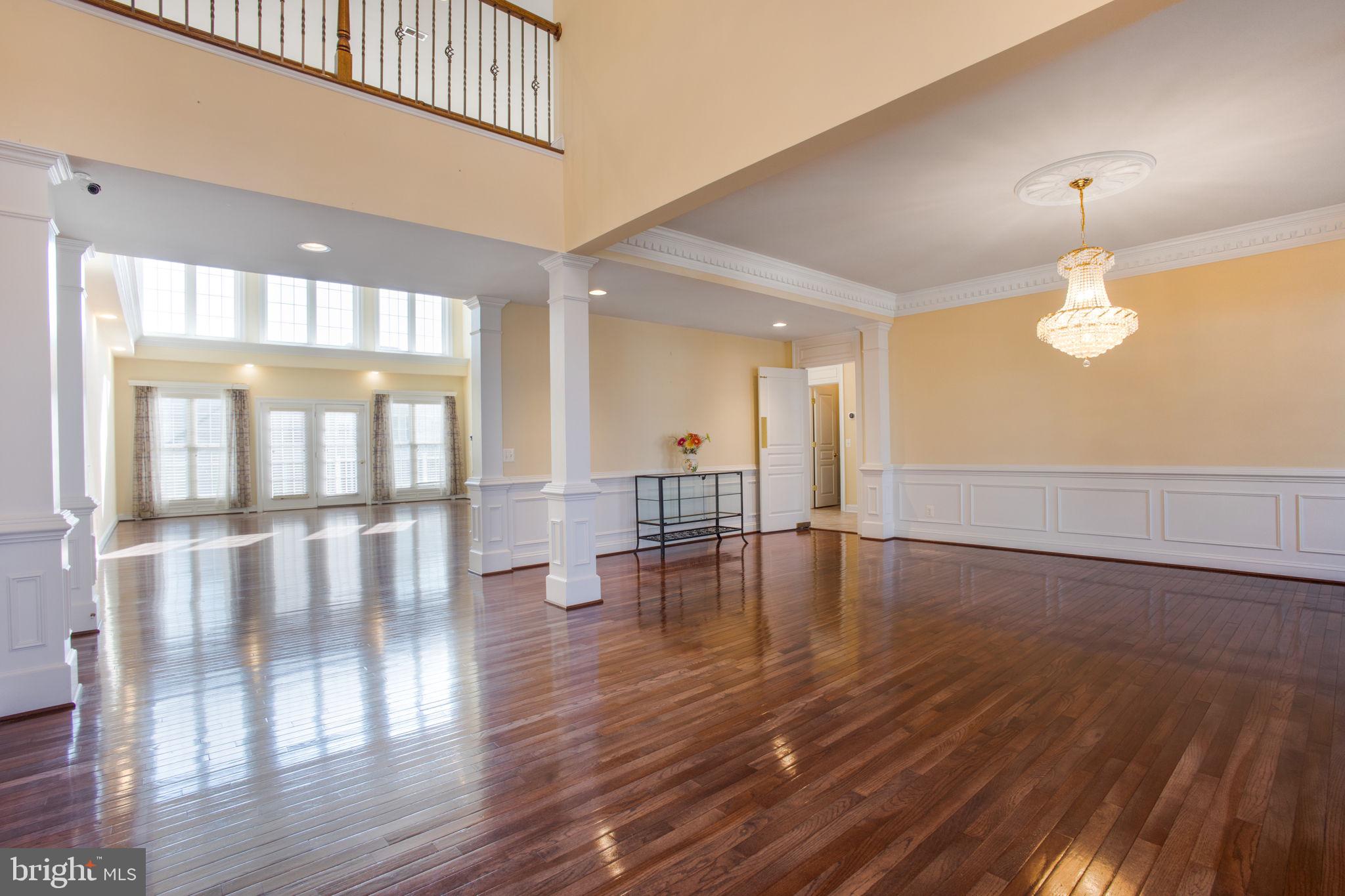 8917 Rhododendron Cir