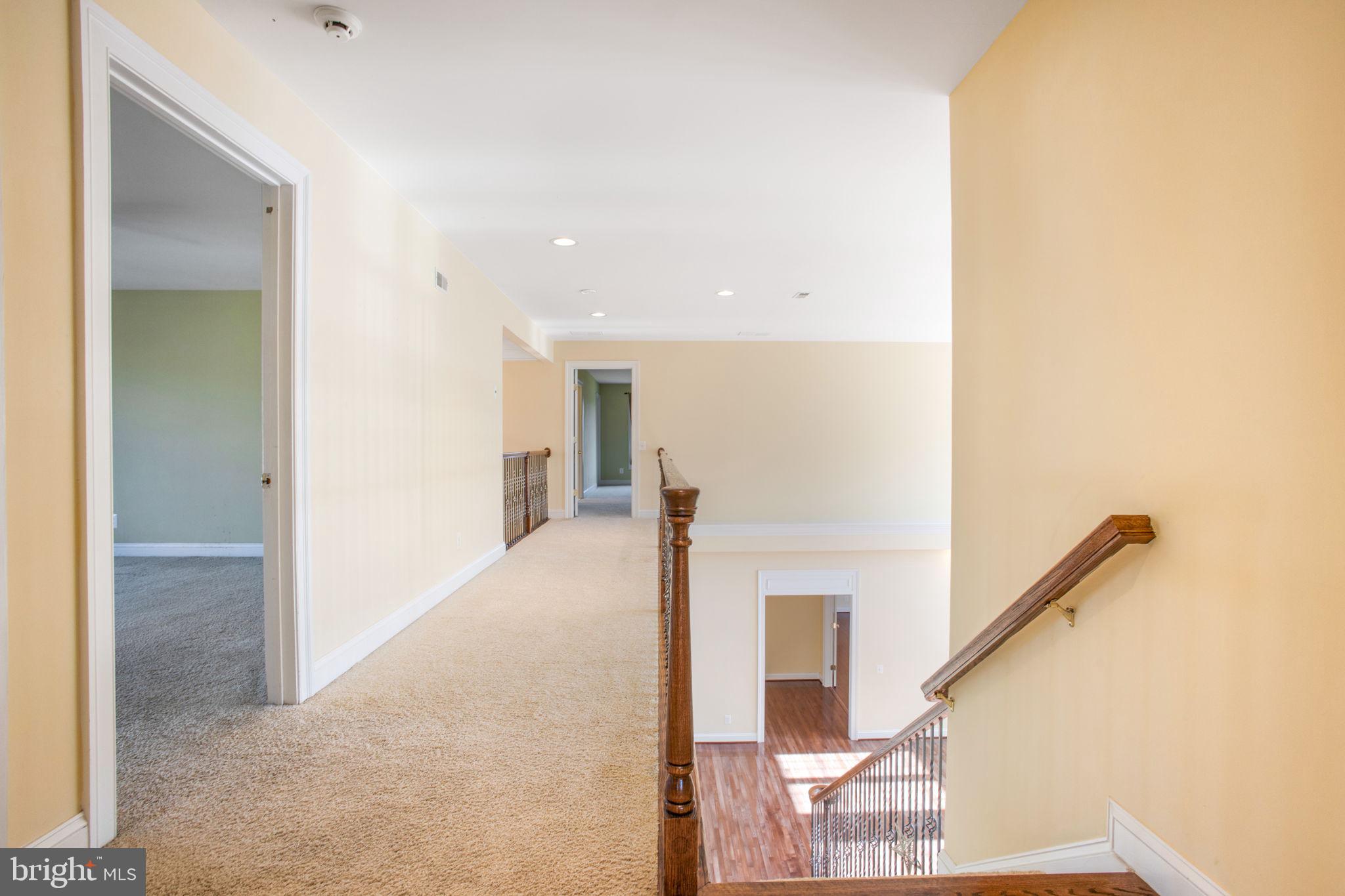 8917 Rhododendron Cir