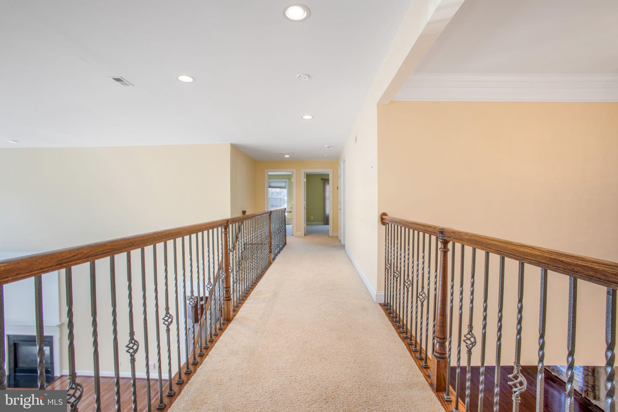 8917 Rhododendron Cir