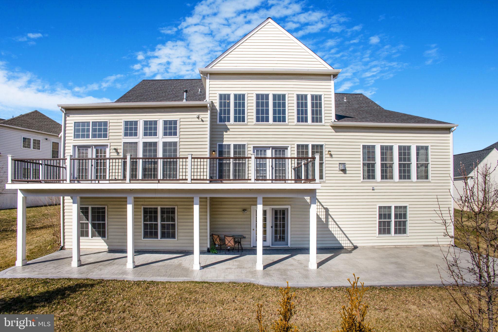 8917 Rhododendron Cir