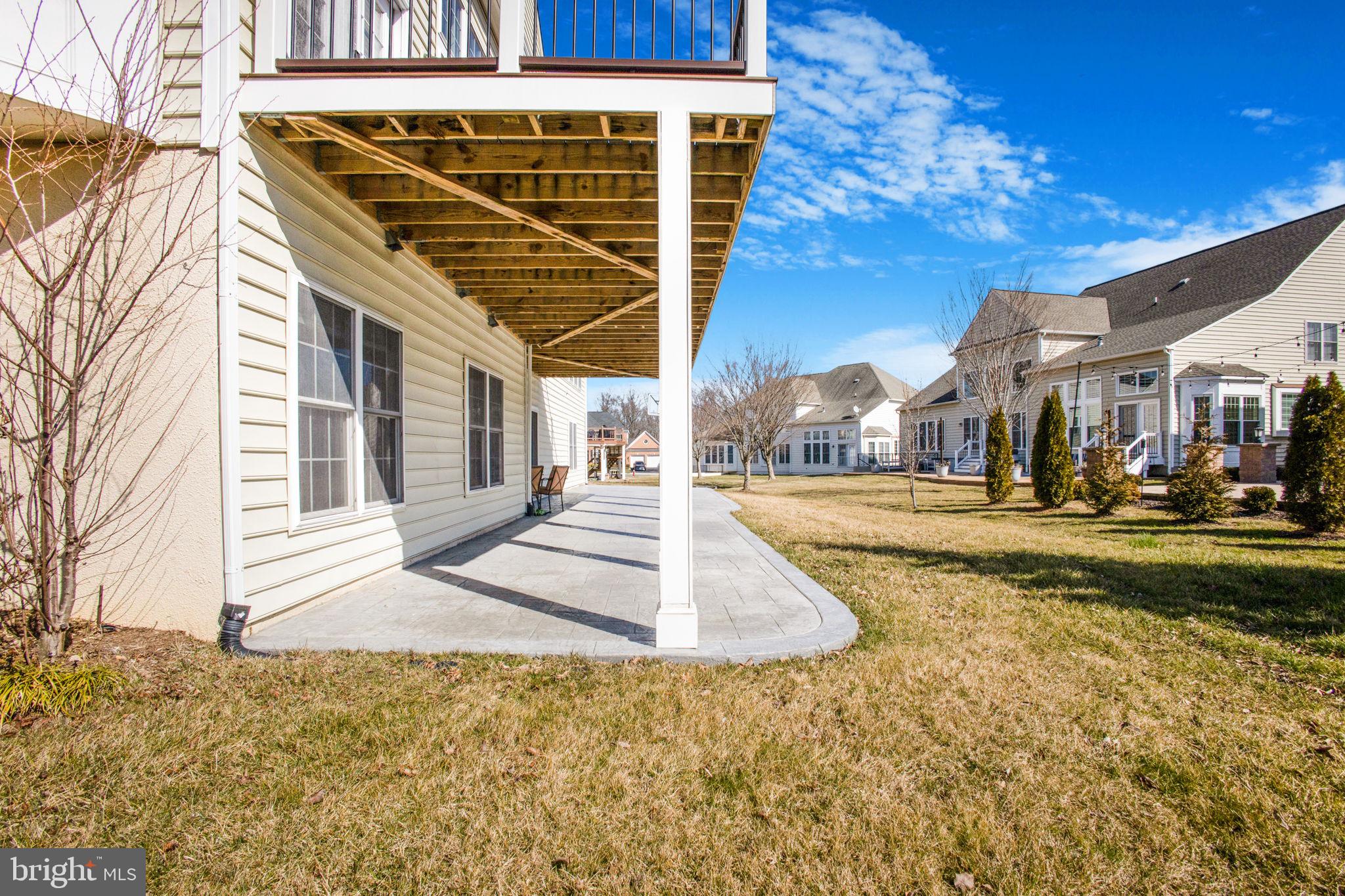 8917 Rhododendron Cir