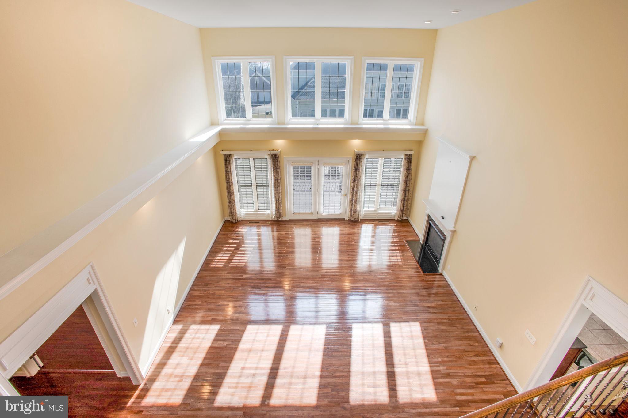 8917 Rhododendron Cir