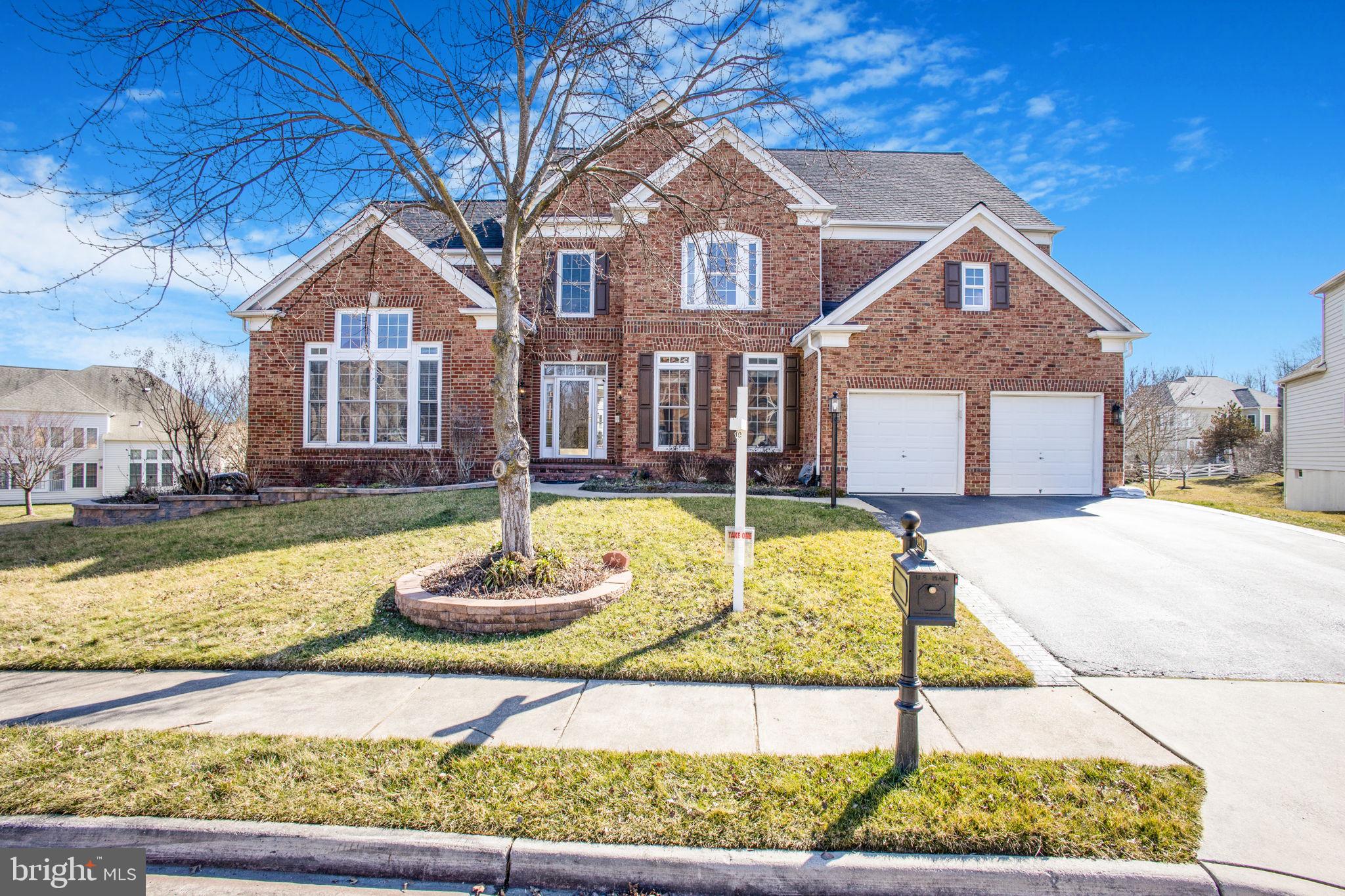 8917 Rhododendron Cir