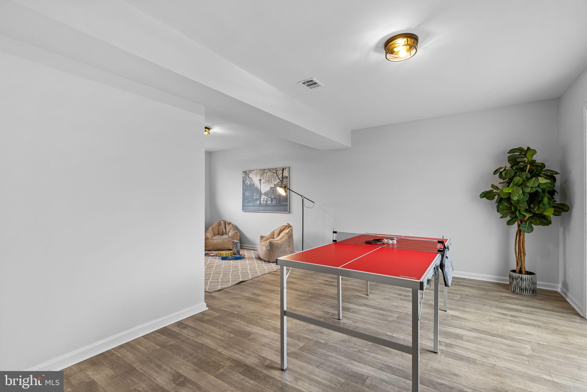 7208 Sumpter Ln