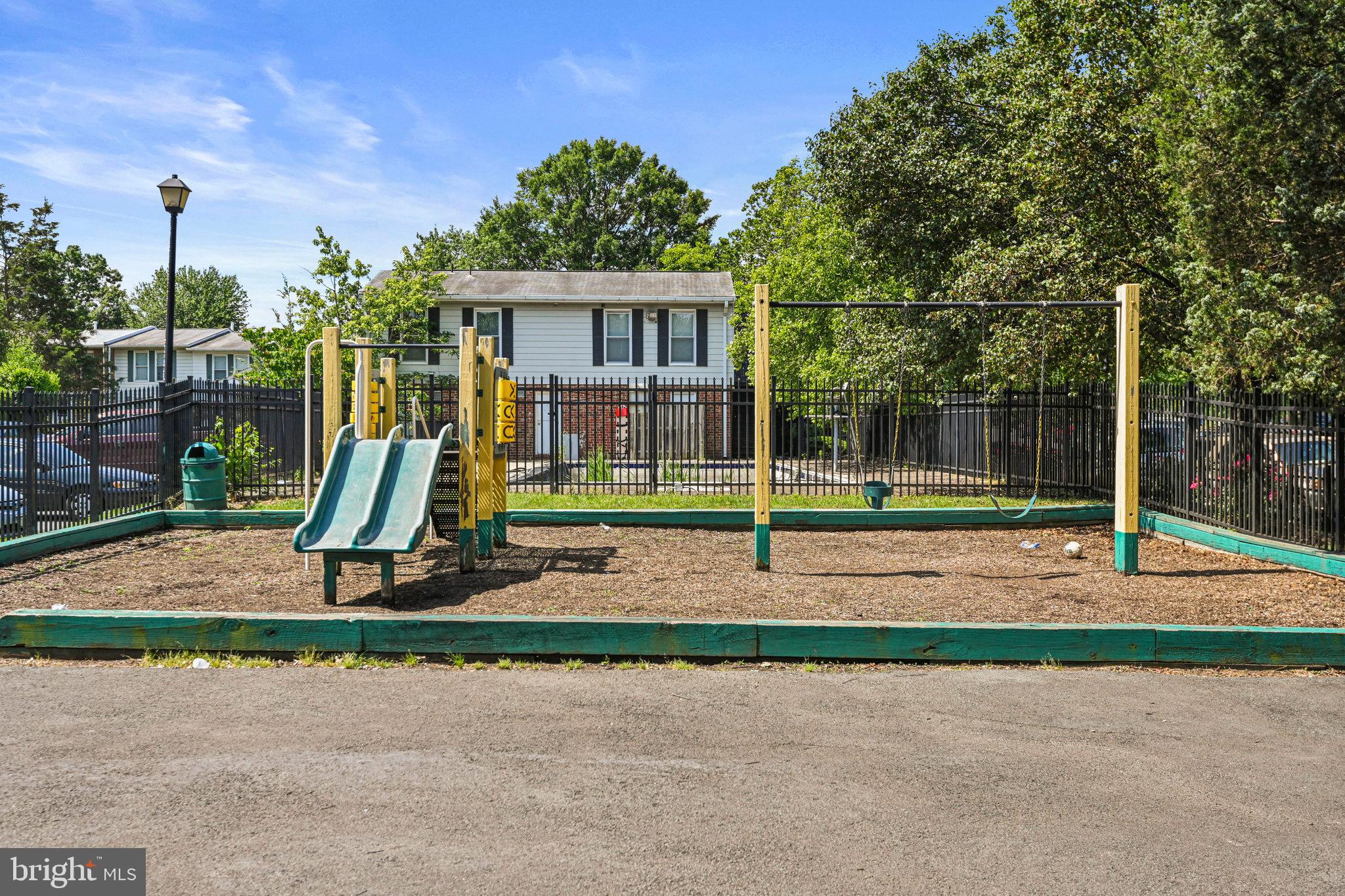 2141 Ferguson Pl