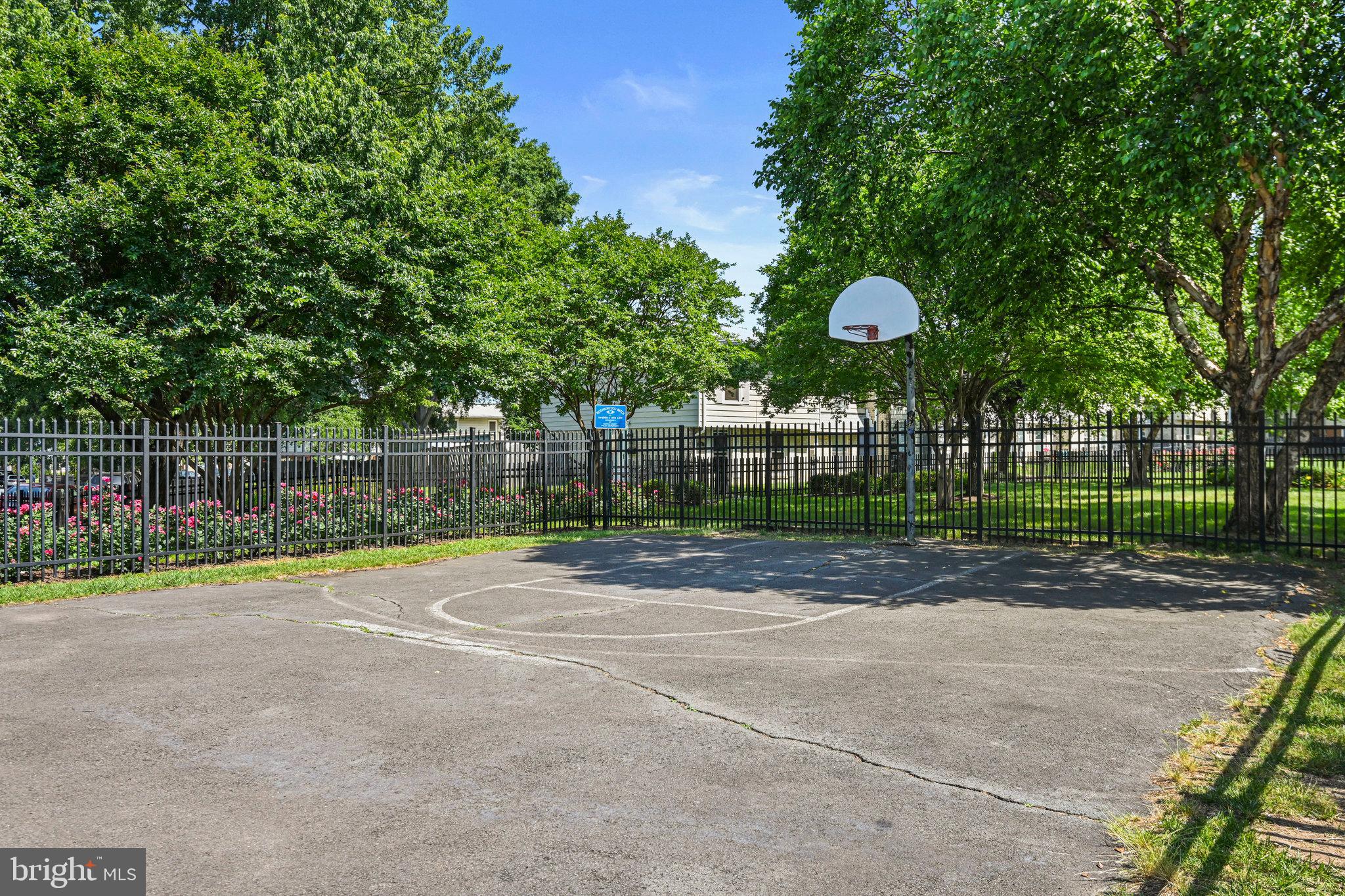 2141 Ferguson Pl