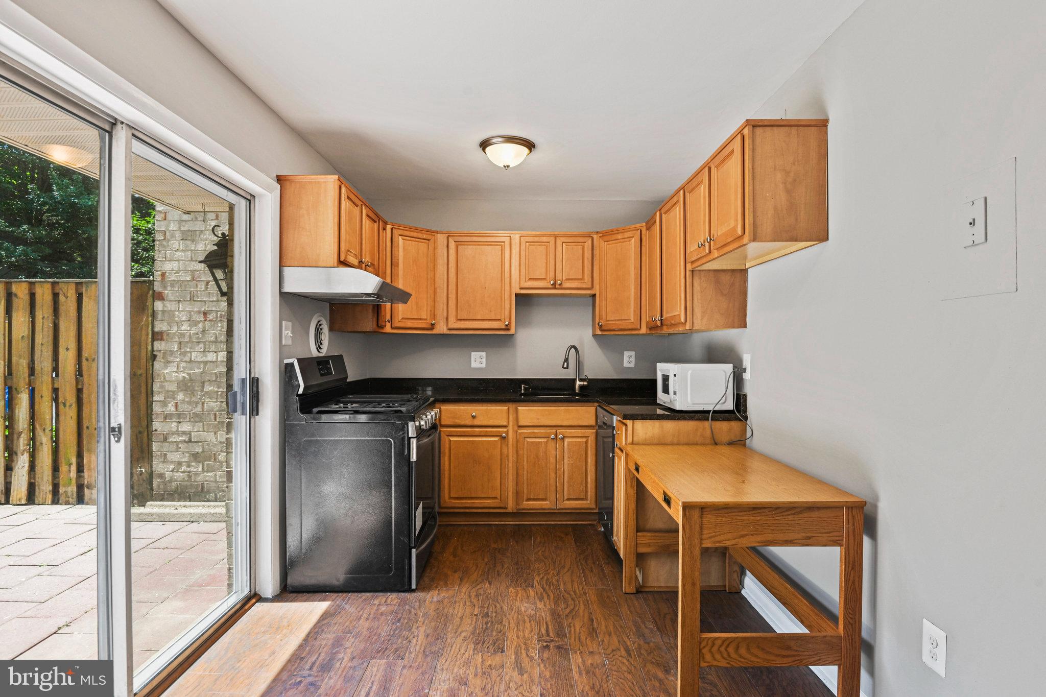 2141 Ferguson Pl