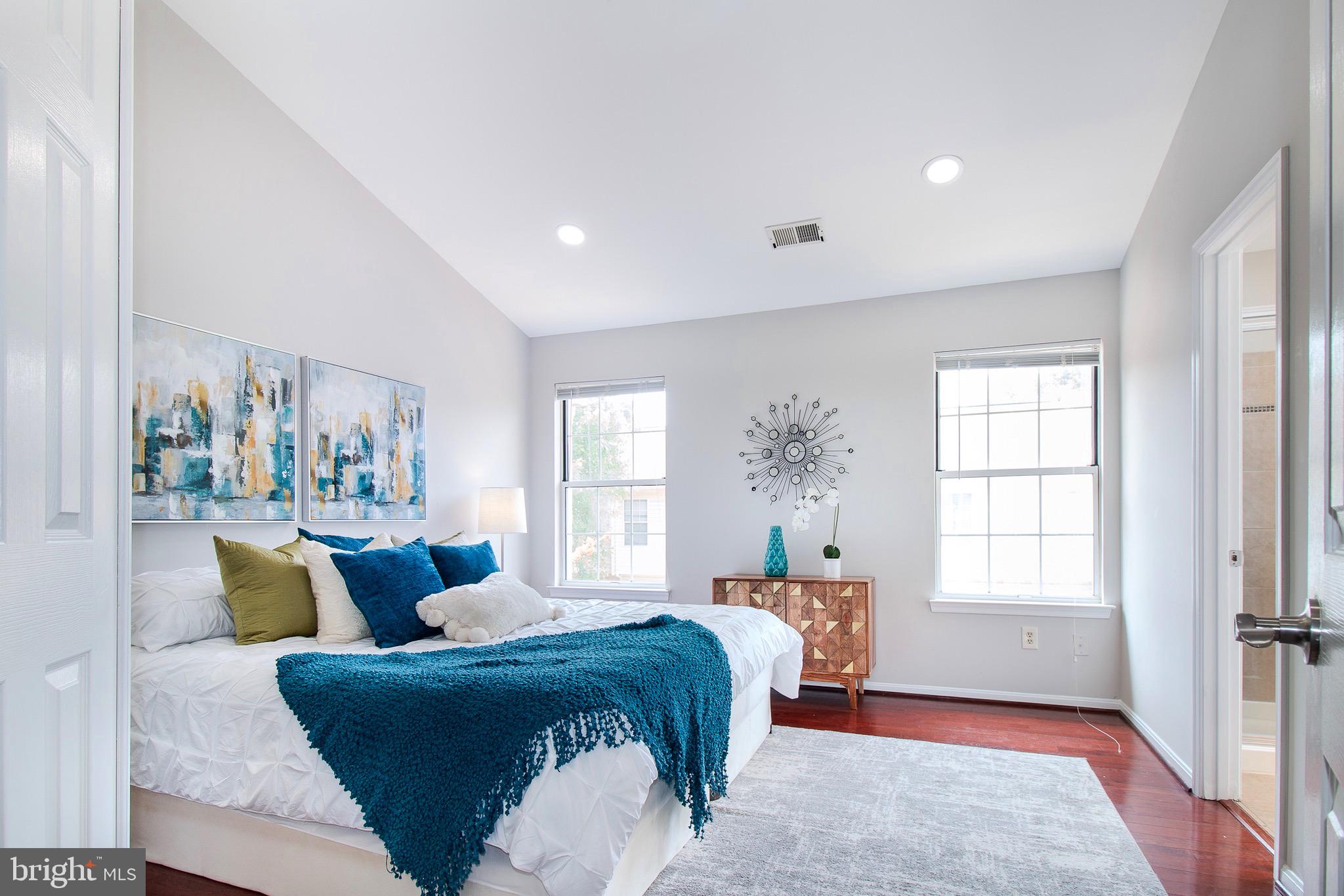 14627 Flower Hill Dr