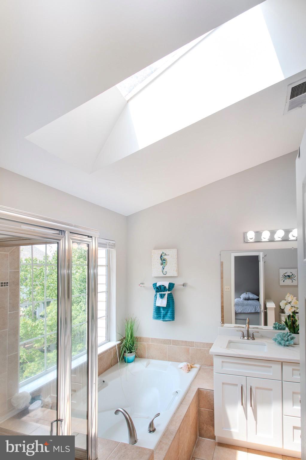 14627 Flower Hill Dr